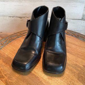 BRUNO VALENTI BLACK ANKLE BOOTS SIZE 8